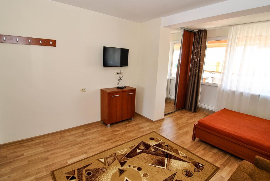 Pas Roma Hotel Sventoji Bagian luar foto